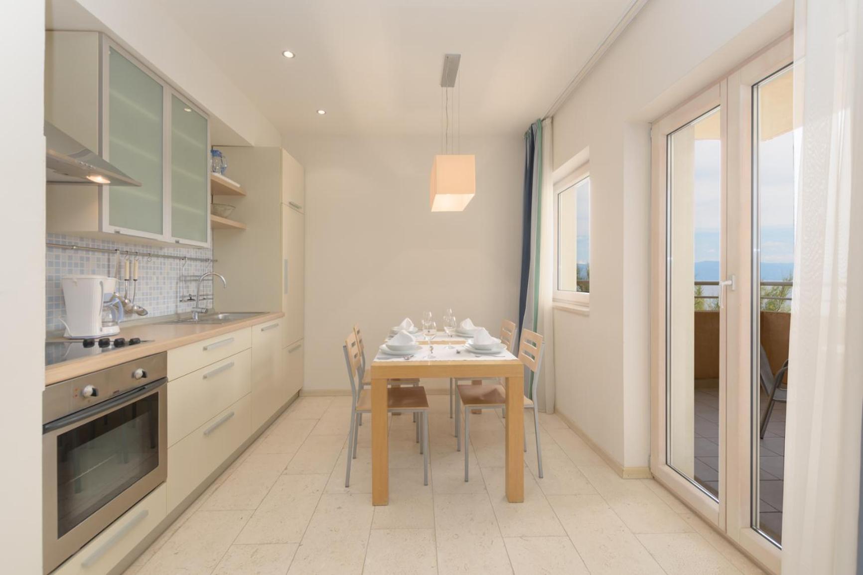 Apartments Grand Novi Vinodolski Resort ภายนอก รูปภาพ